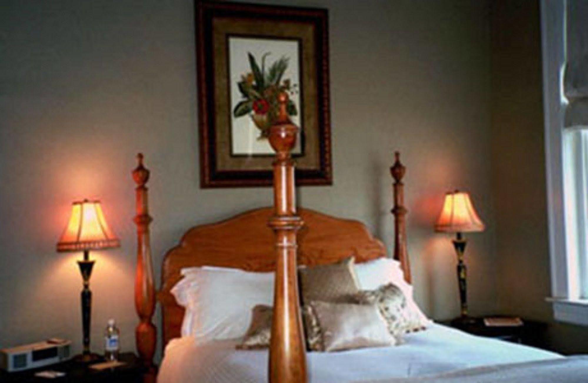 The Firehouse Inn Rutherfordton Zewnętrze zdjęcie